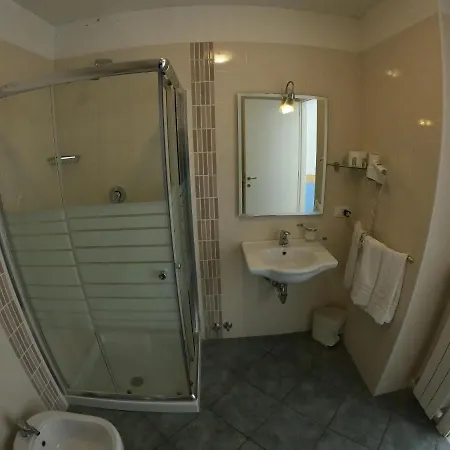 La Caravella Hotell *