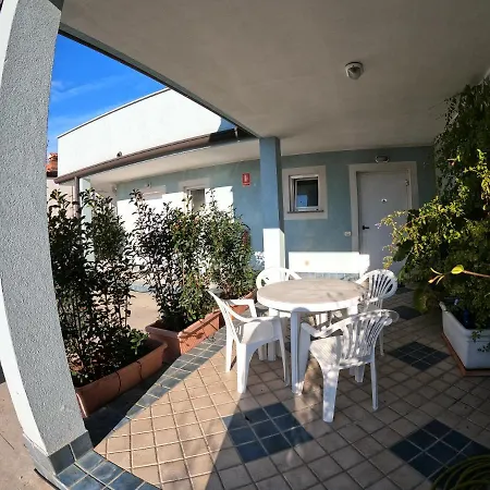 La Caravella Hotel *