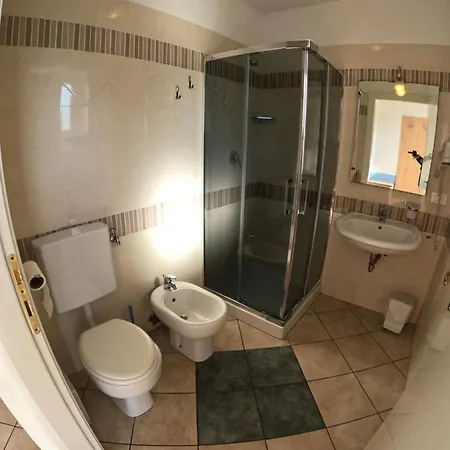 La Caravella Hotel *