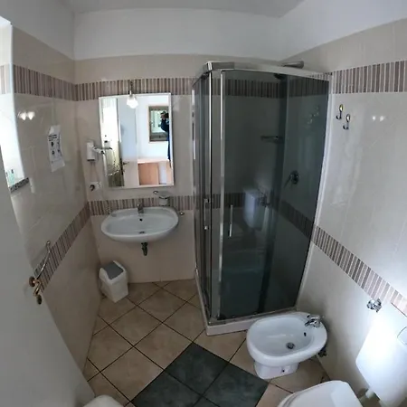 La Caravella Hotel *