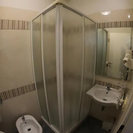 La Caravella Hotel *